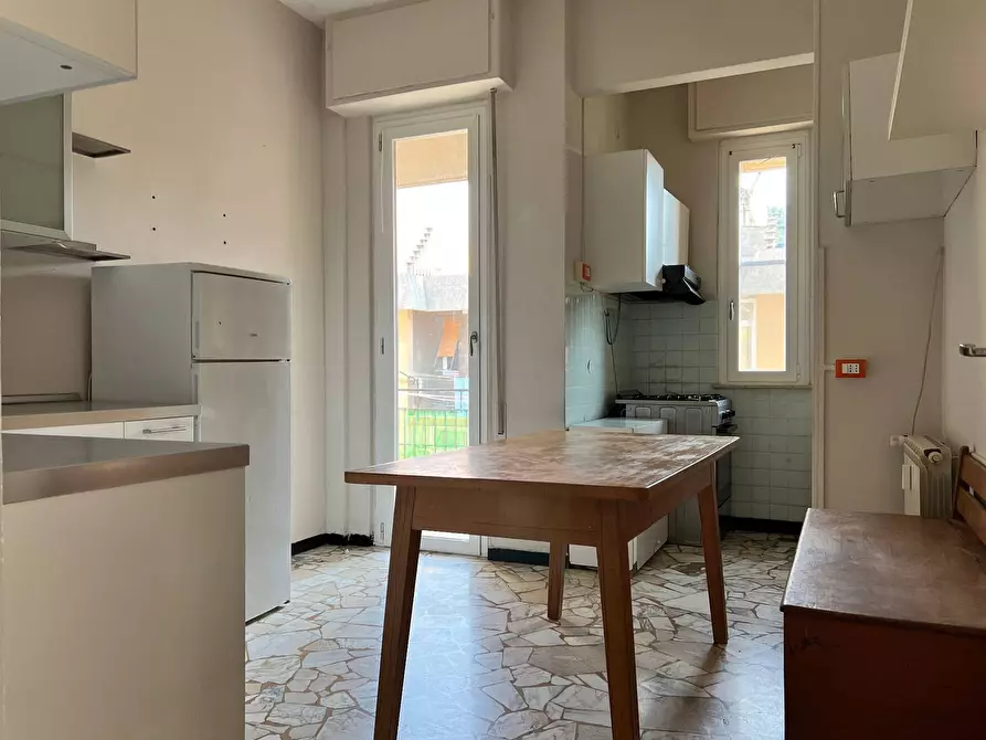 Immagine 5 di Appartamento in vendita  a Savona