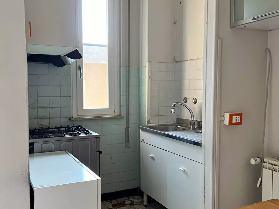 Immagine 10 di Appartamento in vendita  a Savona