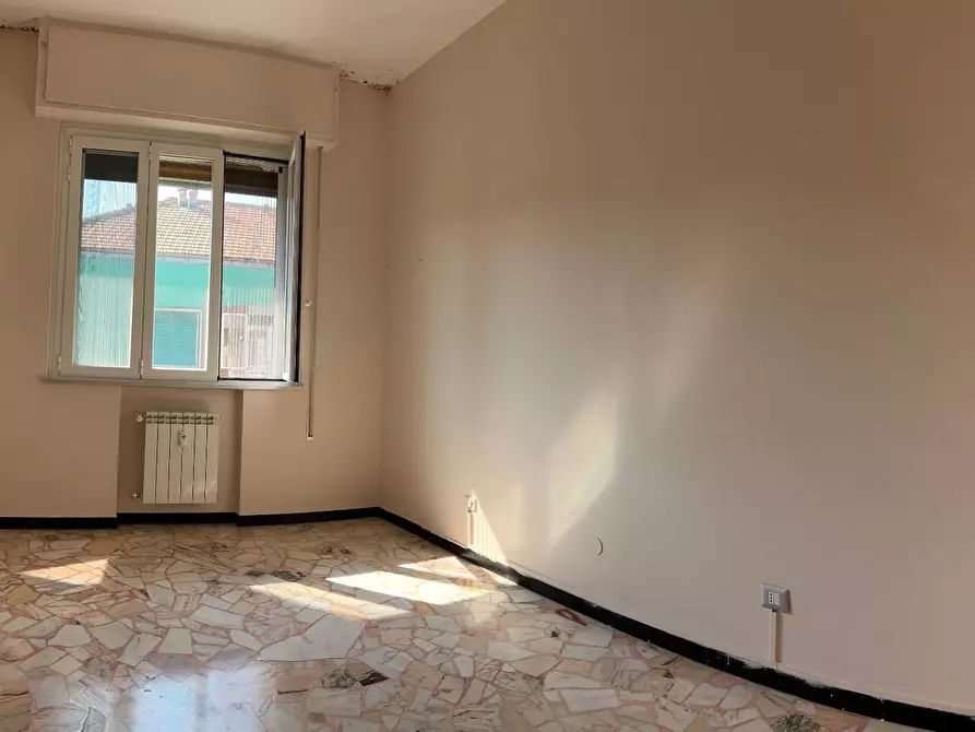 Immagine 12 di Appartamento in vendita  a Savona