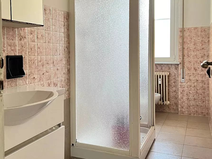 Immagine 19 di Appartamento in vendita  a Savona