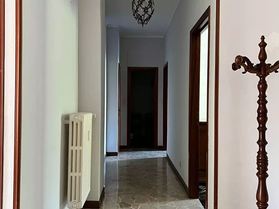 Immagine 19 di Appartamento in vendita  a Savona