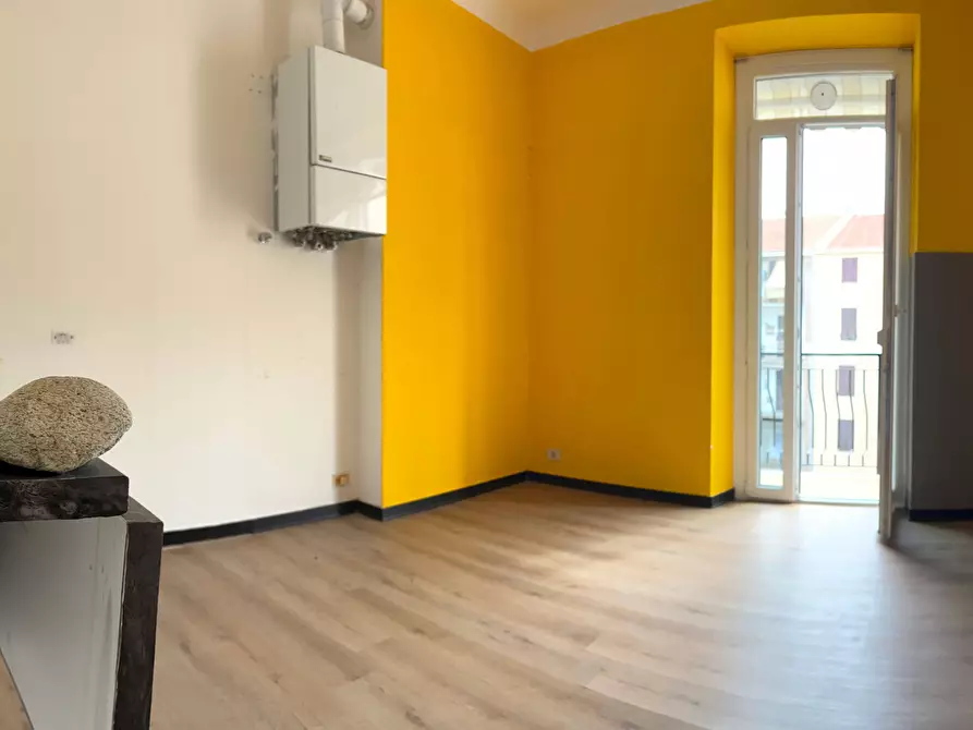 Immagine 3 di Appartamento in vendita  a Savona
