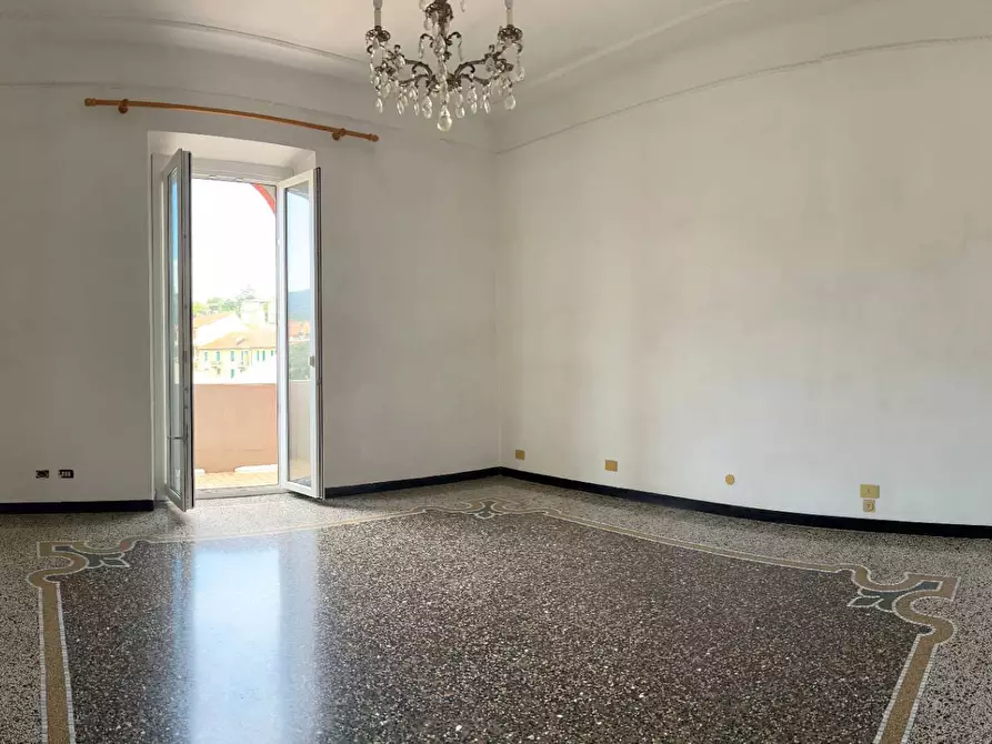 Immagine 10 di Appartamento in vendita  a Savona