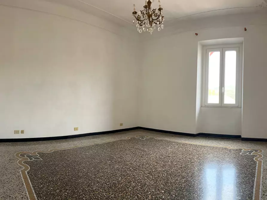 Immagine 13 di Appartamento in vendita  a Savona