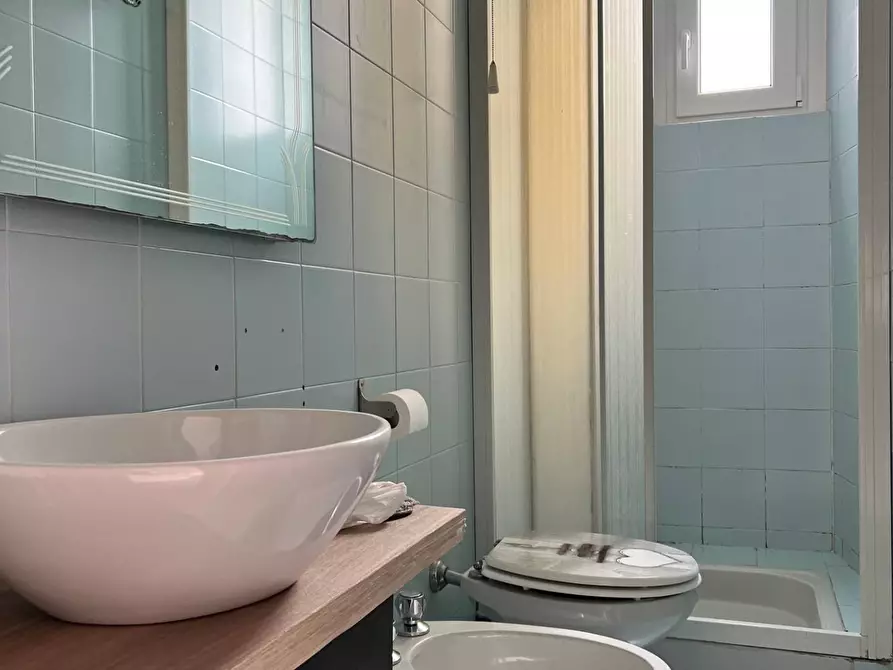 Immagine 21 di Appartamento in vendita  a Savona