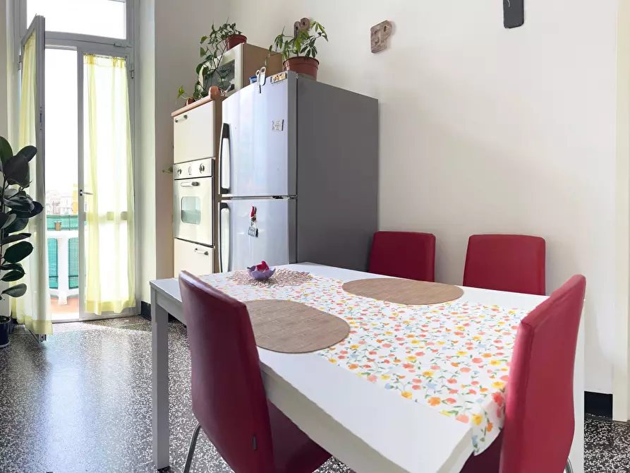 Immagine 9 di Appartamento in vendita  a Savona