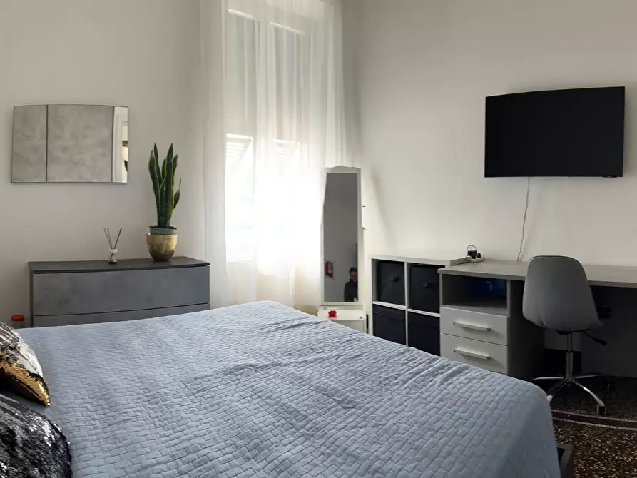 Immagine 13 di Appartamento in vendita  a Savona