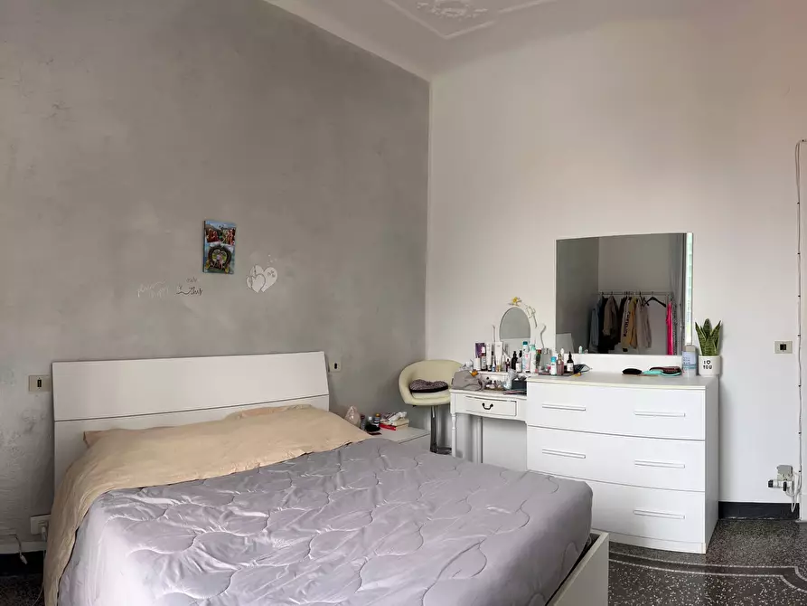 Immagine 17 di Appartamento in vendita  a Savona