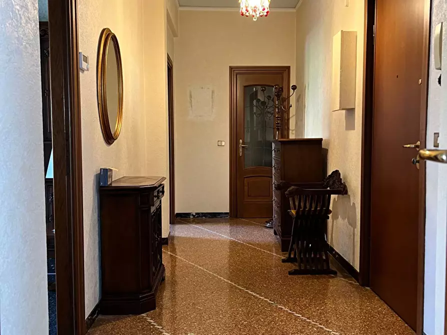 Immagine 6 di Appartamento in vendita  a Savona