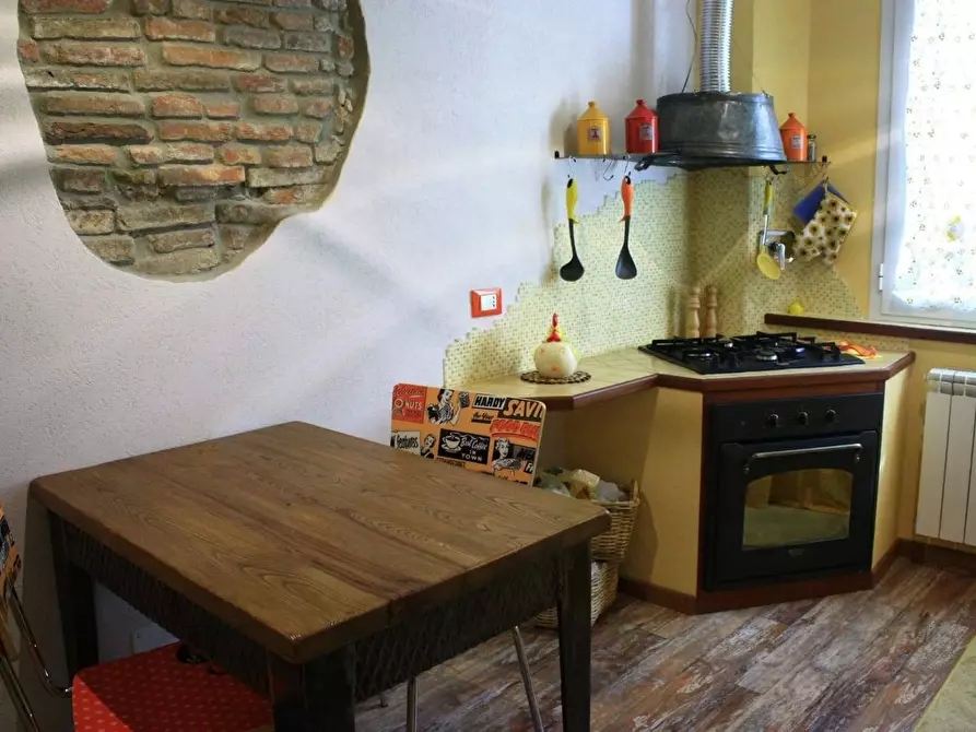 Immagine 2 di Appartamento in vendita  a Savona