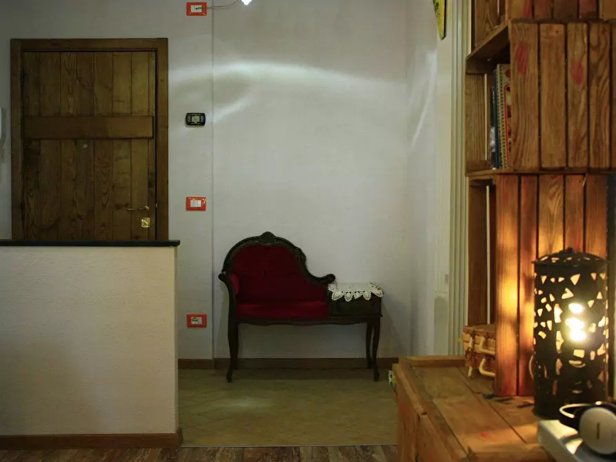 Immagine 9 di Appartamento in vendita  a Savona