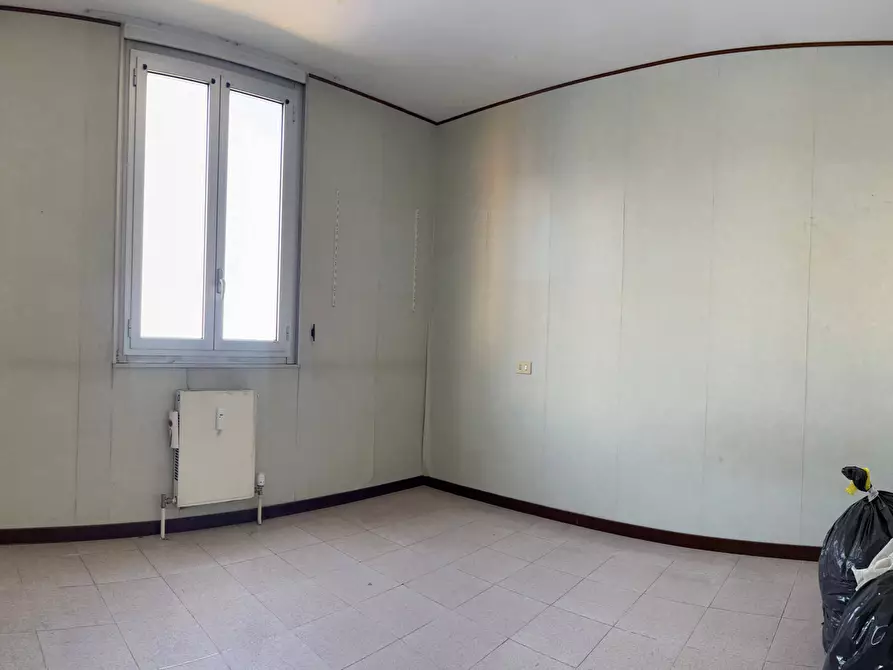 Immagine 10 di Appartamento in vendita  a Savona