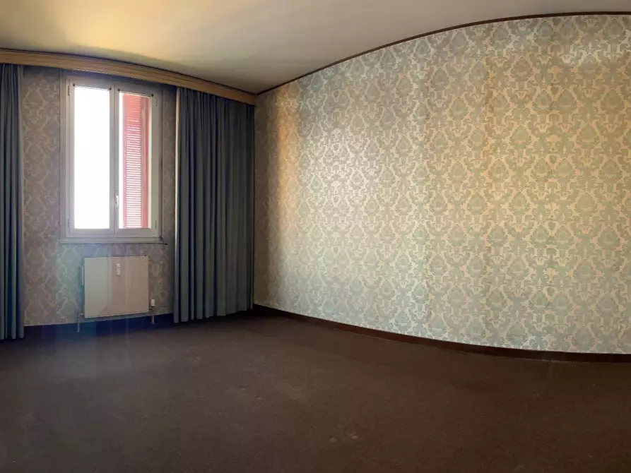 Immagine 12 di Appartamento in vendita  a Savona
