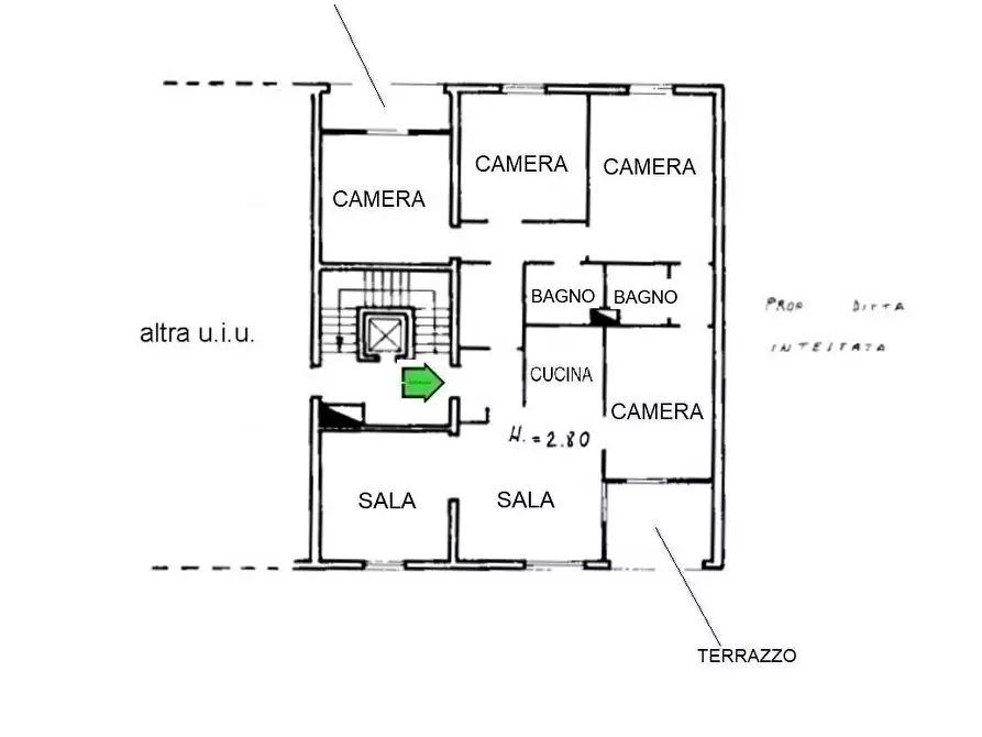 Immagine 20 di Appartamento in vendita  a Savona