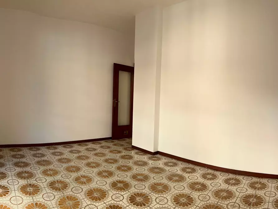 Immagine 6 di Appartamento in vendita  a Savona