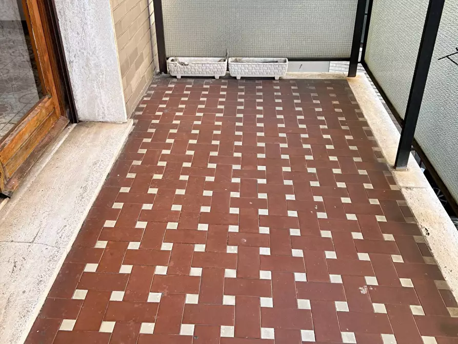 Immagine 7 di Appartamento in vendita  a Savona