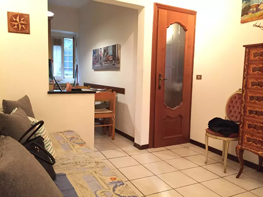 Immagine 5 di Appartamento in vendita  a Savona
