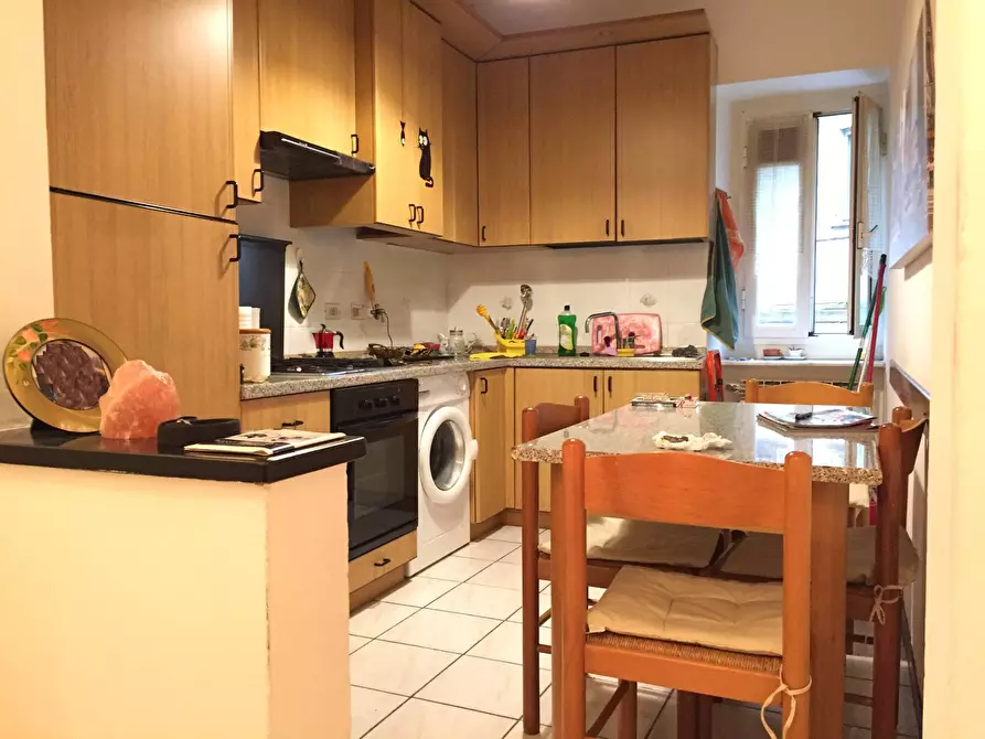 Immagine 6 di Appartamento in vendita  a Savona