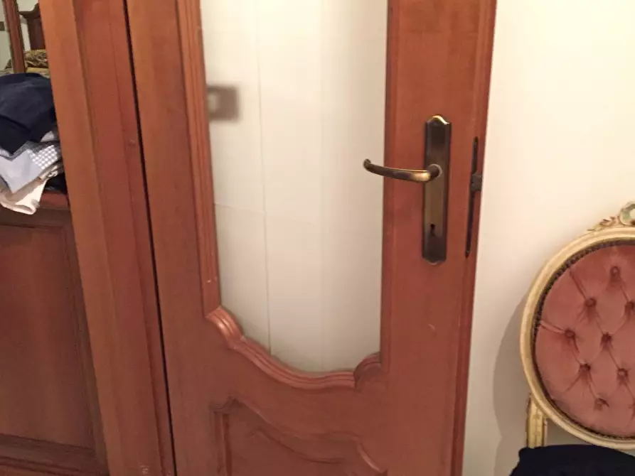 Immagine 13 di Appartamento in vendita  a Savona