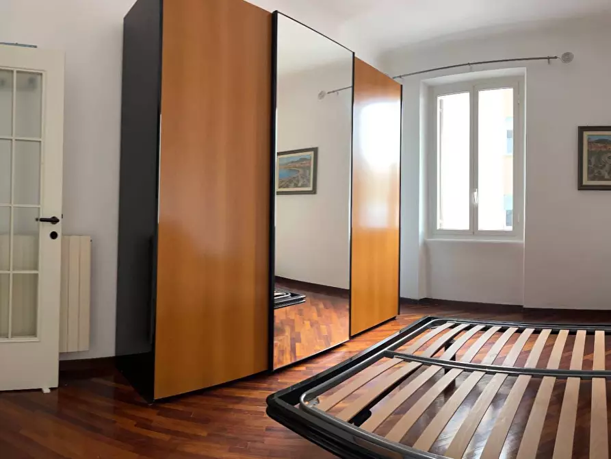 Immagine 13 di Appartamento in vendita  a Savona