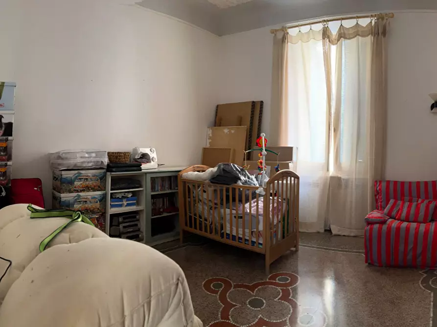 Immagine 11 di Appartamento in vendita  a Savona