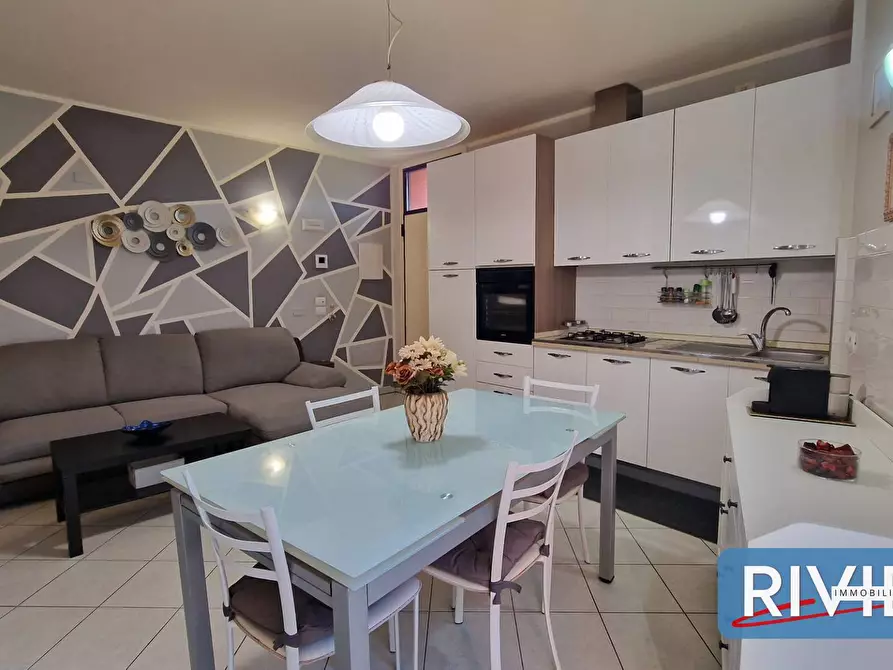 Immagine 1 di Appartamento in vendita  a Gabicce Mare