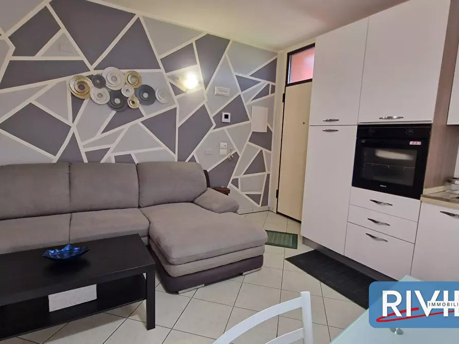 Immagine 9 di Appartamento in vendita  a Gabicce Mare