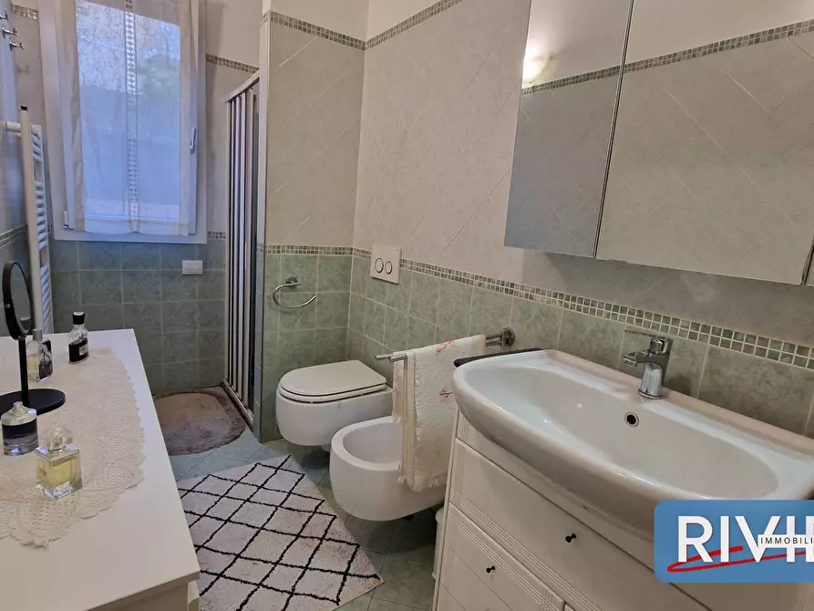 Immagine 22 di Appartamento in vendita  a Gabicce Mare