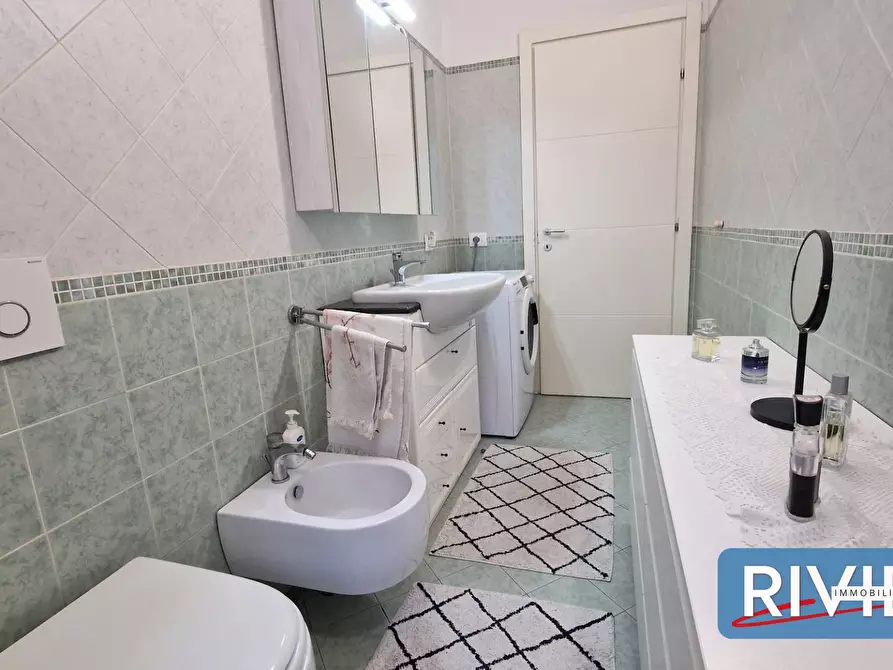 Immagine 25 di Appartamento in vendita  a Gabicce Mare