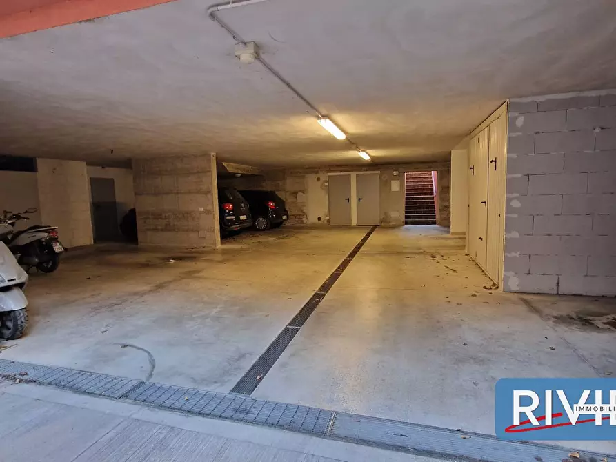 Immagine 43 di Appartamento in vendita  a Gabicce Mare