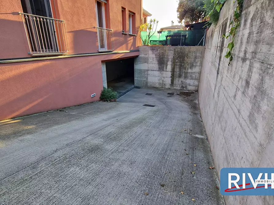 Immagine 41 di Appartamento in vendita  a Gabicce Mare