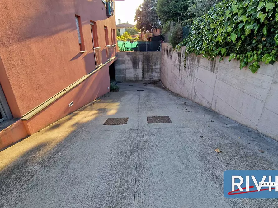 Immagine 40 di Appartamento in vendita  a Gabicce Mare