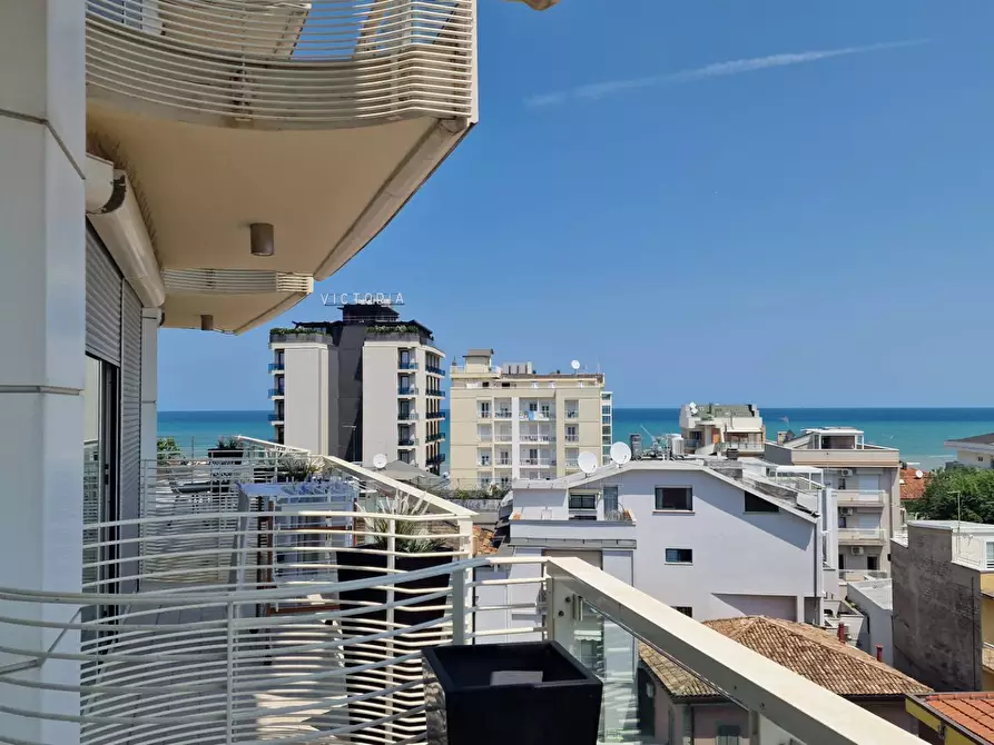 Immagine 27 di Appartamento in vendita  in Via Violante del prete 27 a Cattolica