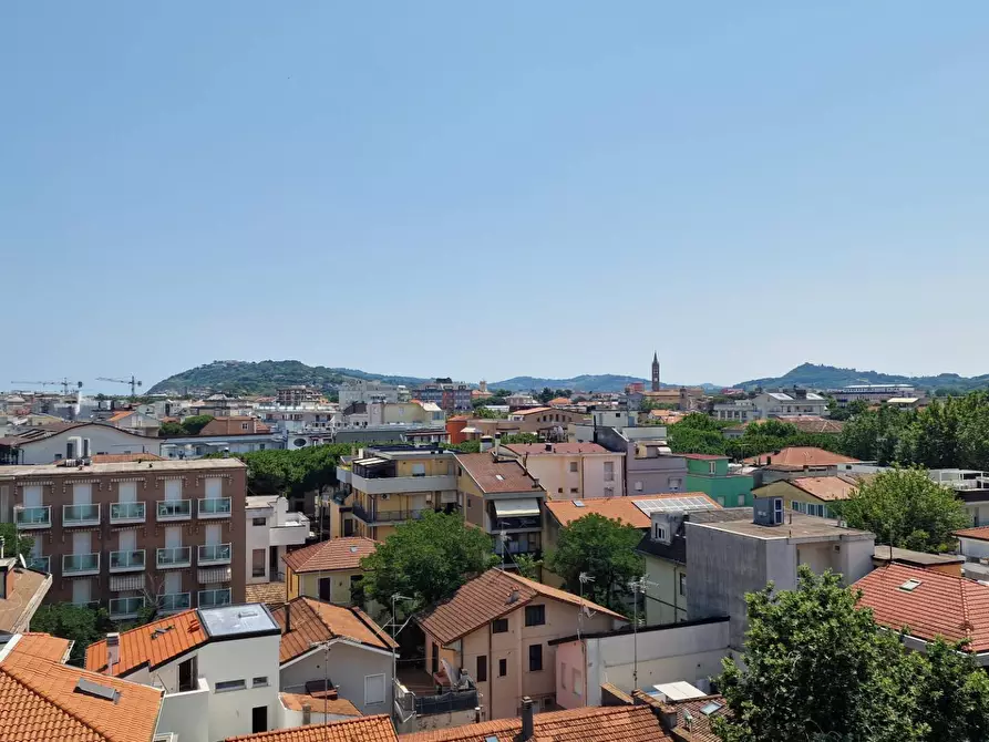 Immagine 31 di Appartamento in vendita  in Via Violante del prete 27 a Cattolica