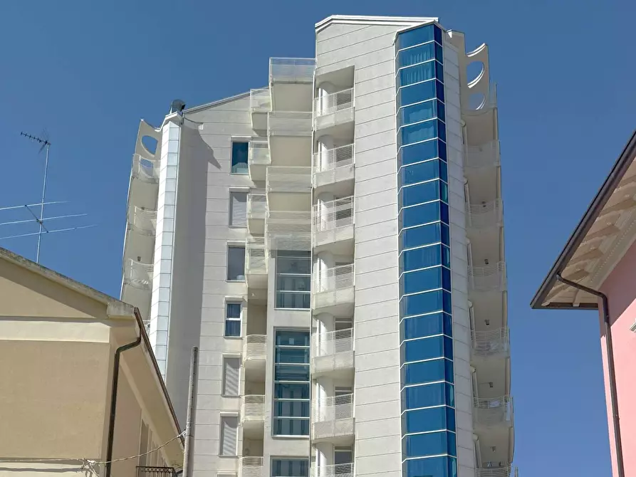 Immagine 37 di Appartamento in vendita  in Via Violante del prete 27 a Cattolica