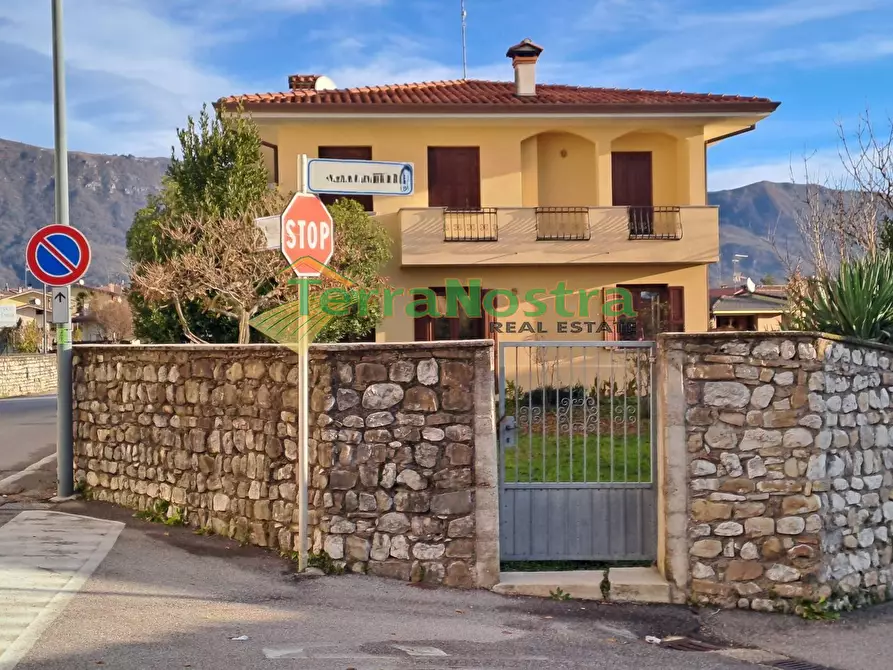 Immagine 1 di Casa indipendente in vendita  in VIA BUSINELLI 1 a Cavasso Nuovo