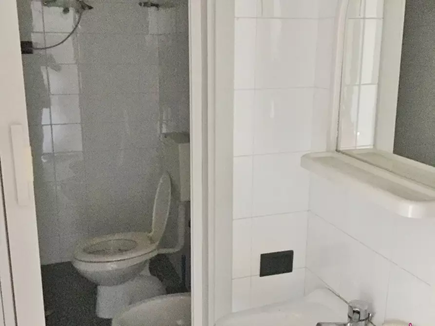 Immagine 5 di Capannone industriale in affitto  in via Garibaldi 180 a Viareggio