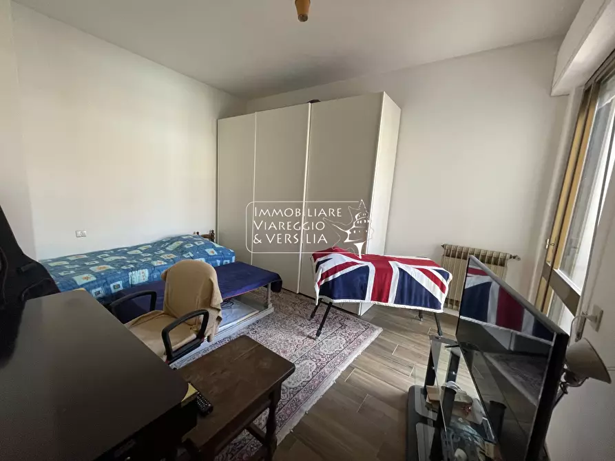 Immagine 29 di Casa semindipendente in vendita  in via della Portichina a Viareggio