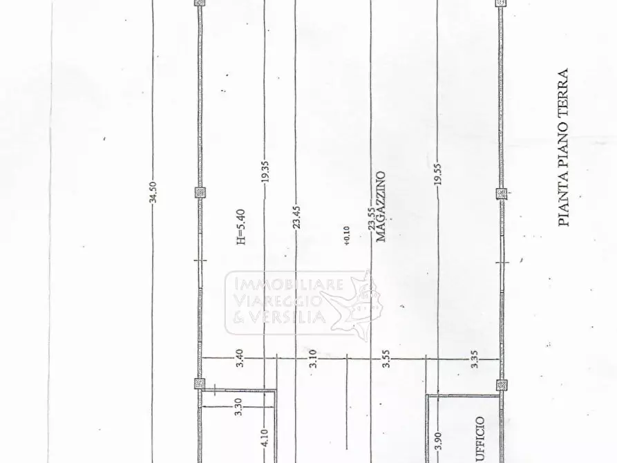 Immagine 9 di Magazzino in vendita  in via dei Ghivizzani a Camaiore