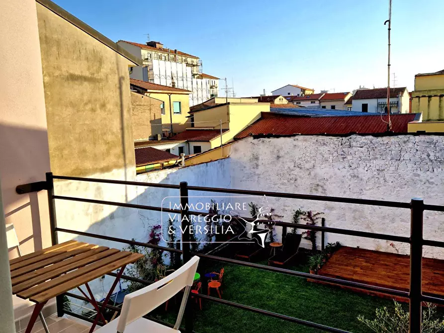 Immagine 4 di Casa indipendente in vendita  in via XX settembre 200 a Lucca