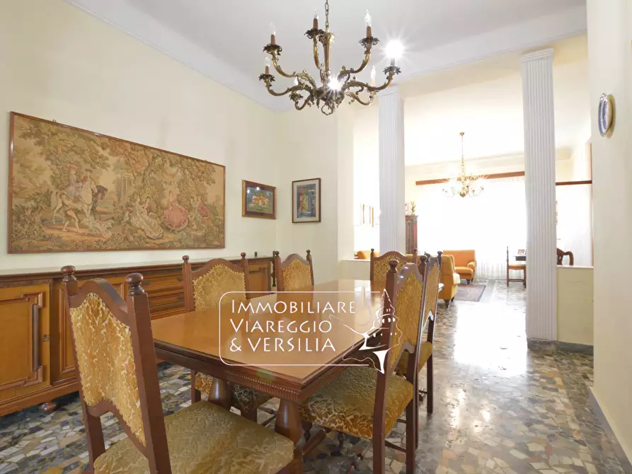 Immagine 10 di Casa indipendente in vendita  in via XX settembre 180 a Viareggio