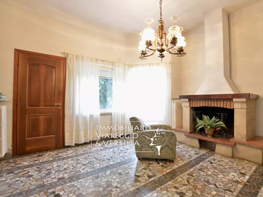 Immagine 14 di Casa indipendente in vendita  in via XX settembre 180 a Viareggio