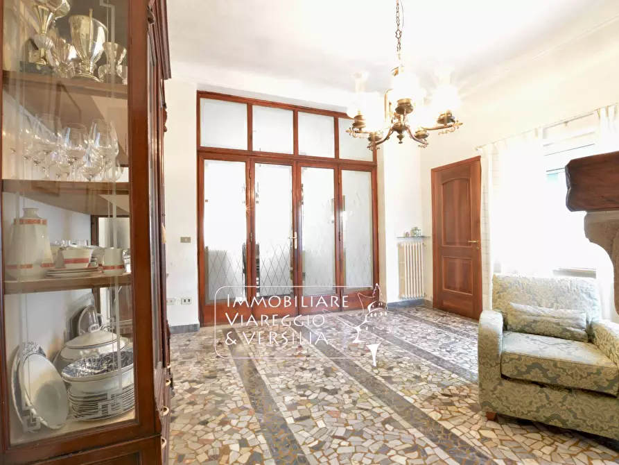 Immagine 22 di Casa indipendente in vendita  in via XX settembre 180 a Viareggio