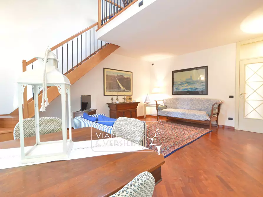 Immagine 6 di Casa indipendente in vendita  in via XX settembre 180 a Viareggio