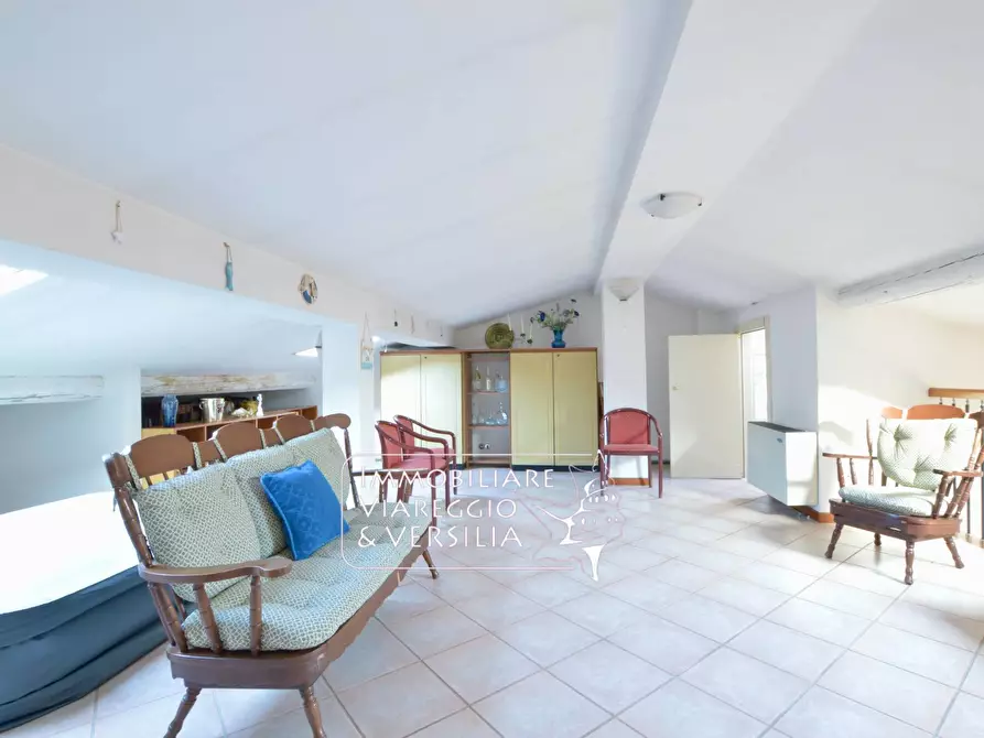 Immagine 8 di Casa indipendente in vendita  in via XX settembre 180 a Viareggio