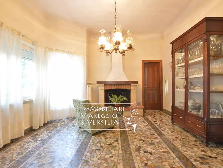 Immagine 39 di Casa indipendente in vendita  in via XX settembre 180 a Viareggio