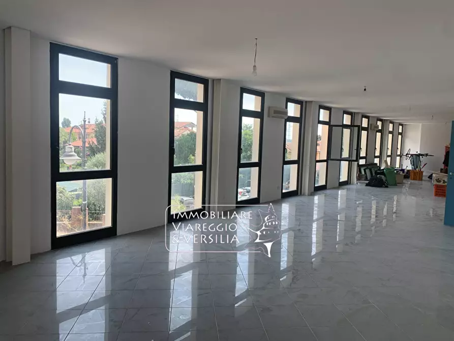 Immagine 1 di Capannone industriale in affitto  in via sarzanese a Massarosa