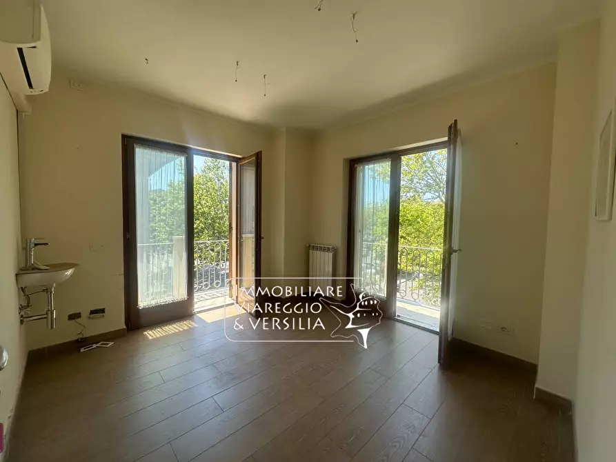 Immagine 21 di Capannone industriale in vendita  in Via S. Francesco 70 a Viareggio