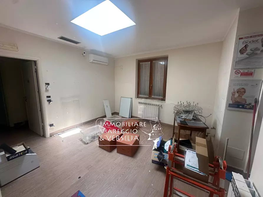 Immagine 26 di Capannone industriale in vendita  in Via S. Francesco 70 a Viareggio