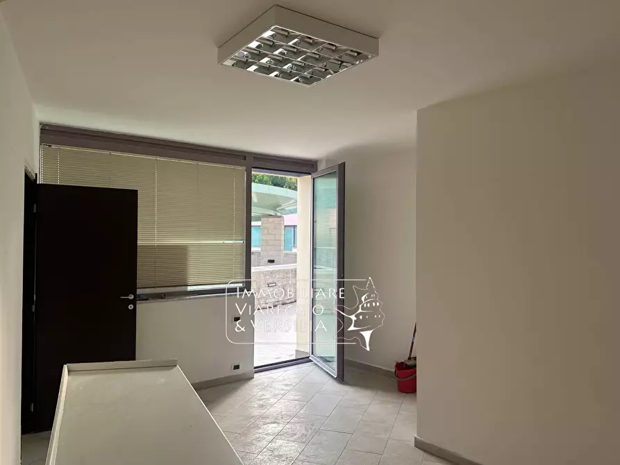 Immagine 28 di Capannone industriale in vendita  in via Fratelli Rosselli 5 a Camaiore